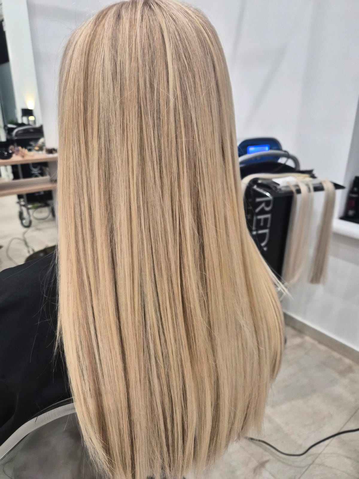 Hochwertige Haarverlängerung mit Vorher-Nachher Vergleich